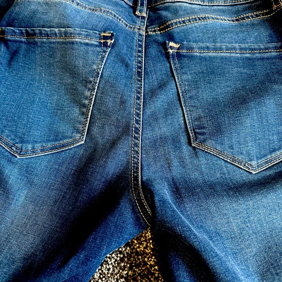 Rewash Jeans - Picture 3 of 4